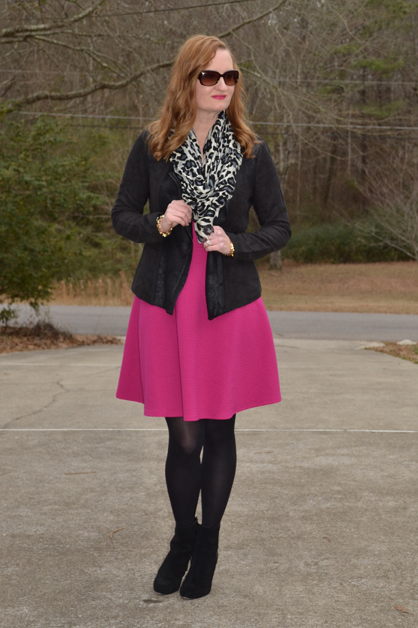 Trendy Wednesday Link Up #7: LPD - Little Pink Dress - Classy Yet