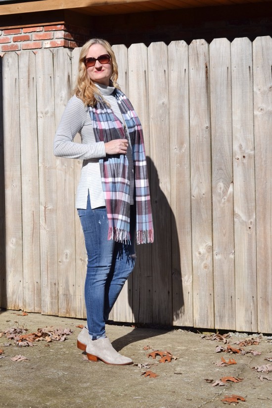 3 Ways To Wear a Plaid Scarf (Trendy Wednesday Link-up #51) - Classy ...