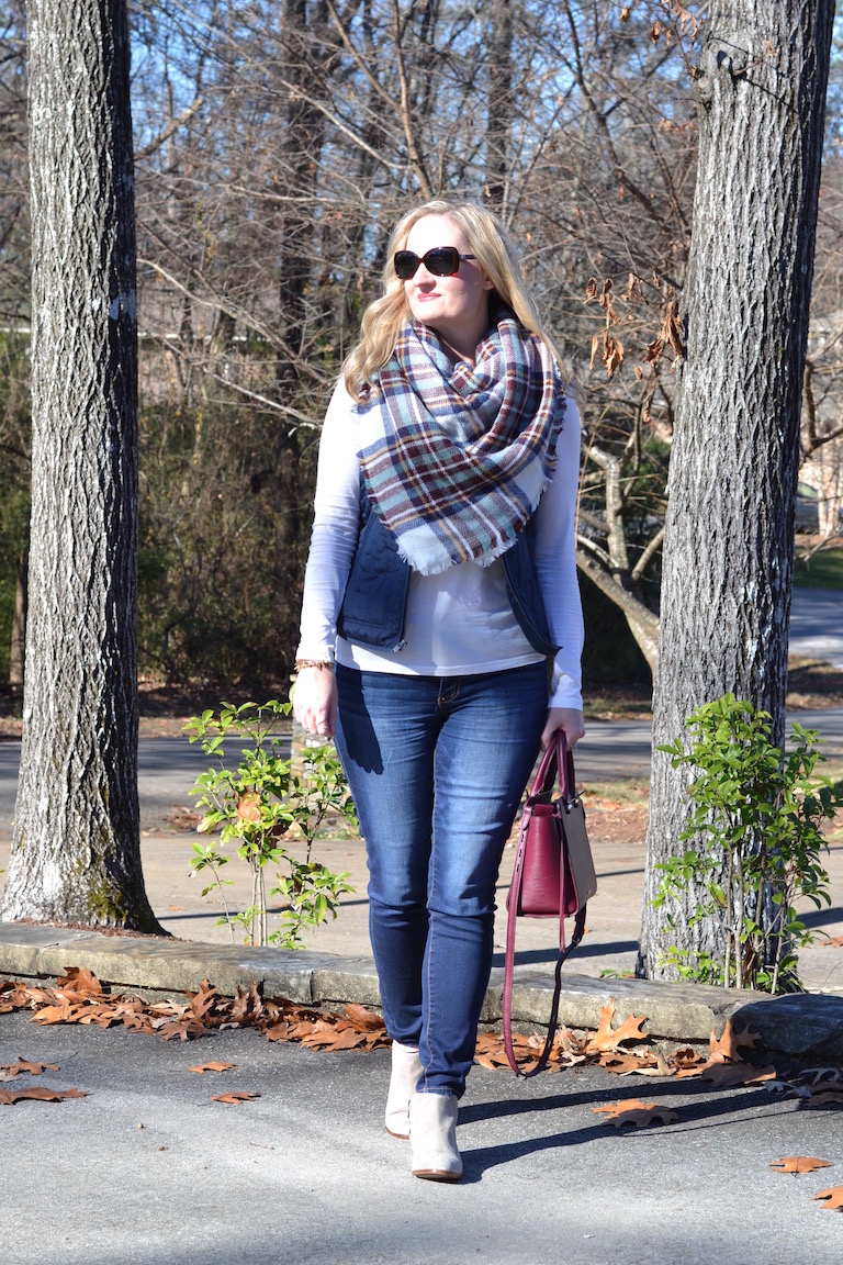 Trendy Wednesday Link-up #52: Blue & Burgundy