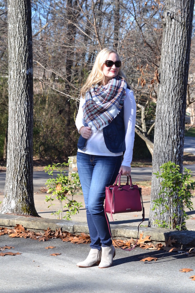 Trendy Wednesday Link-up #52: Blue & Burgundy - Classy Yet Trendy