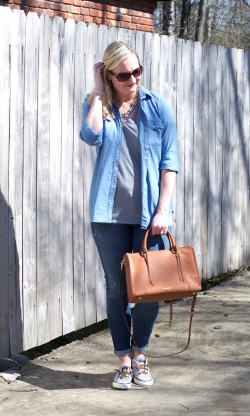 Totally Casual (Trendy Wednesday Link-up #63) - Classy Yet Trendy