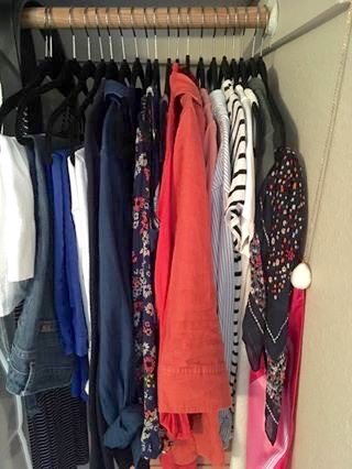 8 Capsule Wardrobe Closets