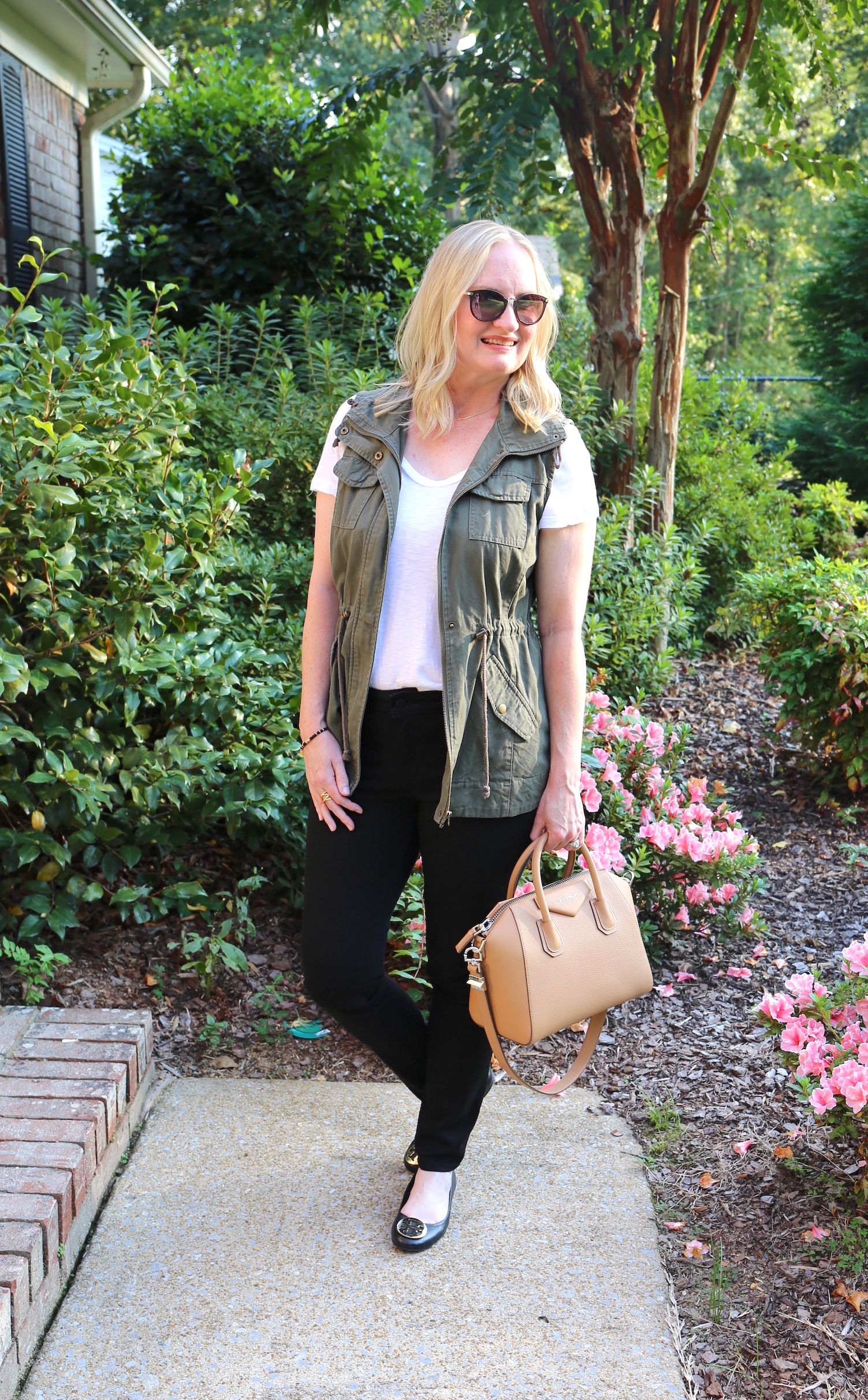 Turning Heads Linkup- Styling an Olive Green Bag with Dark Florals -  Elegantly Dressed and Stylish