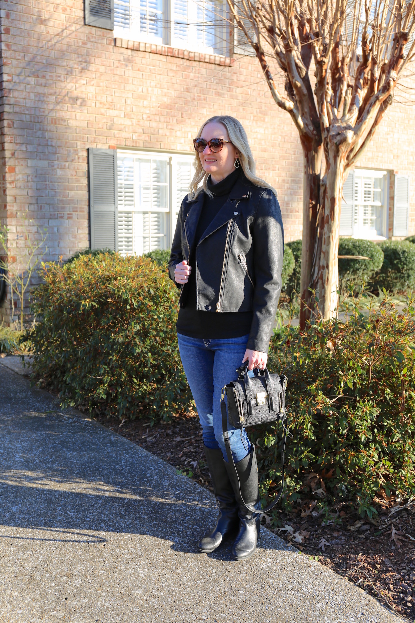 Black and Denim (Trendy Wednesday #149) - Classy Yet Trendy