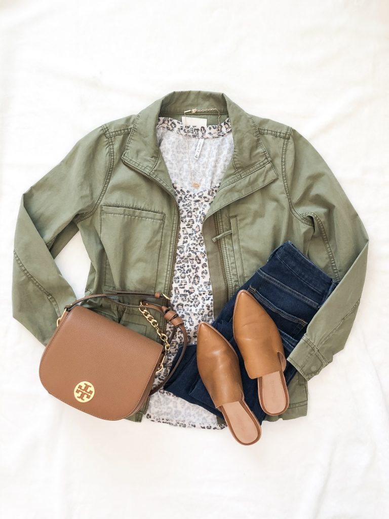Instagram-Outfits-October-2019-leopard-tee-utility-jacket-jeans-mules