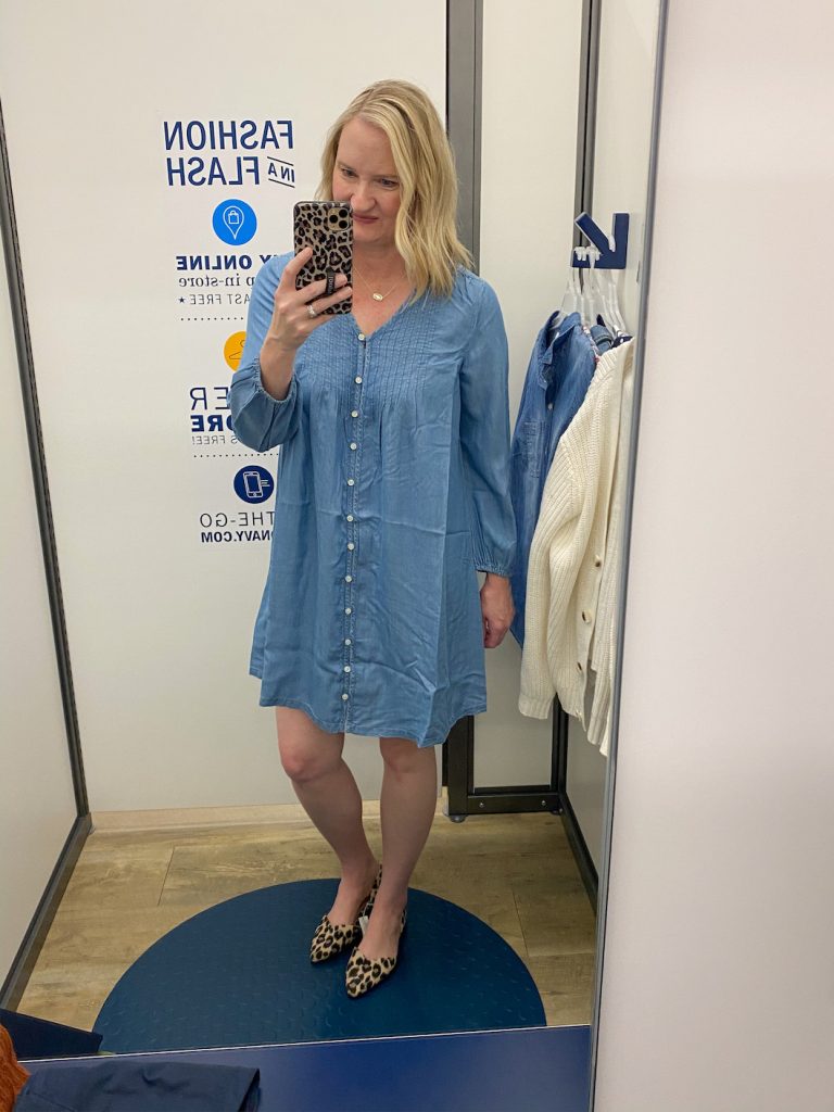 Old-Navy-Try-On-Dressing-Room-Spring-Feb-2020-chambray-dress