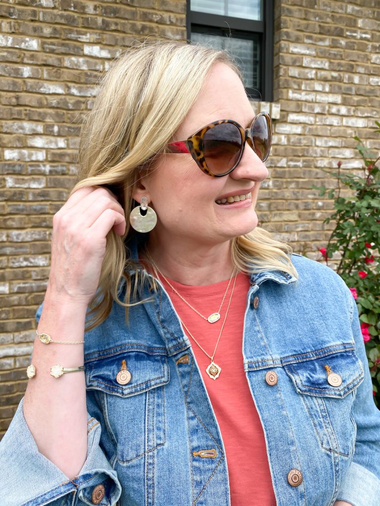 I'm Hosting Kendra Scott Gives Back With Feeding America + Special Code! -  Classy Yet Trendy