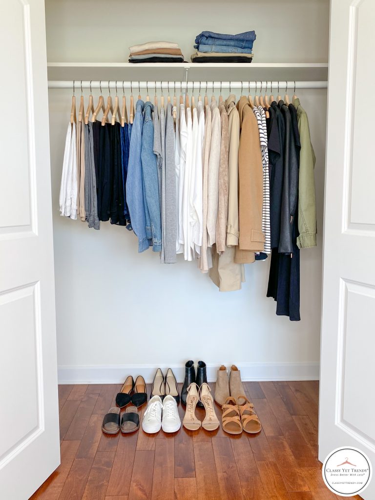 Simplified Style 2020 - closet