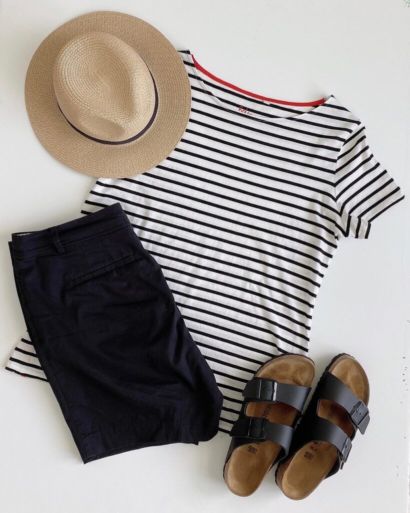 5 WAYS TO WEAR A STRIPED TEE - BLACK SHORTS BIRKENSTOCK SANDALS