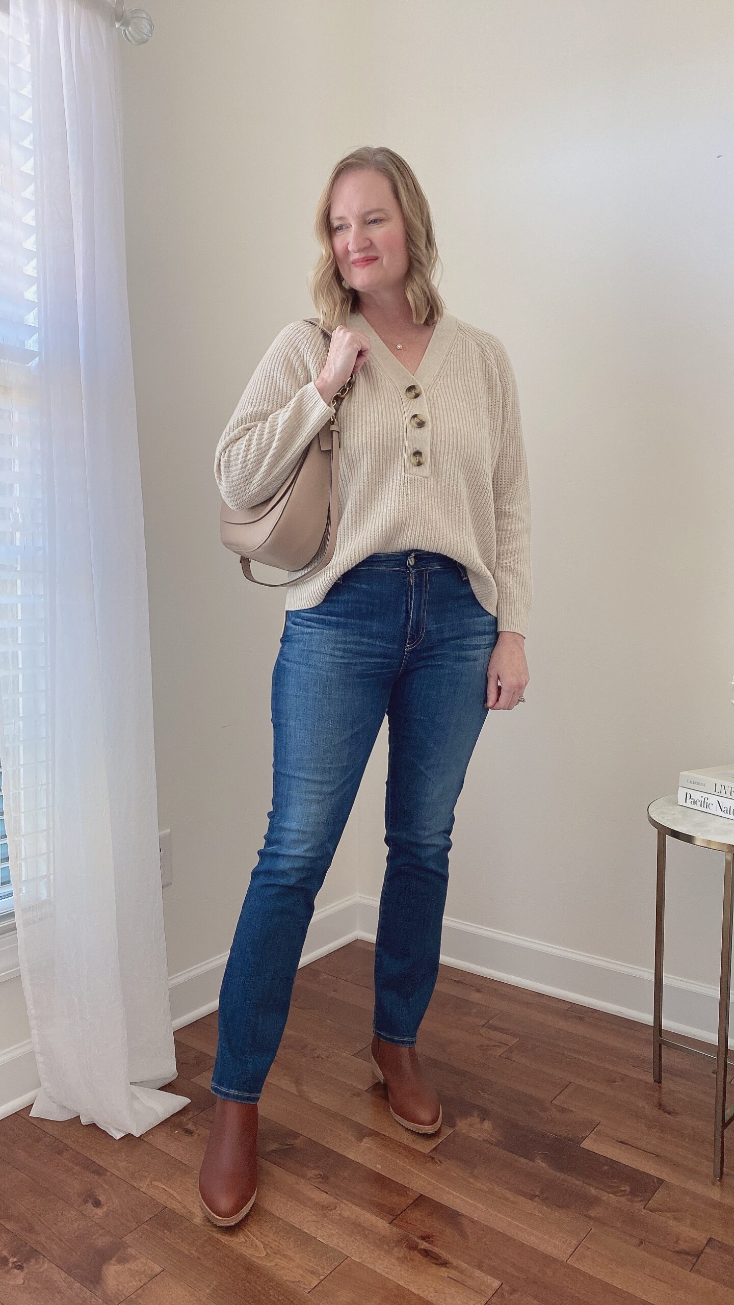 2022 Everlane Denim Review: My Favorite Styles to Wear - Seasons +