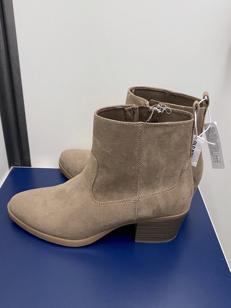 OLD NAVY DRESSING ROOM TRYON OCT 2022 - brown boots