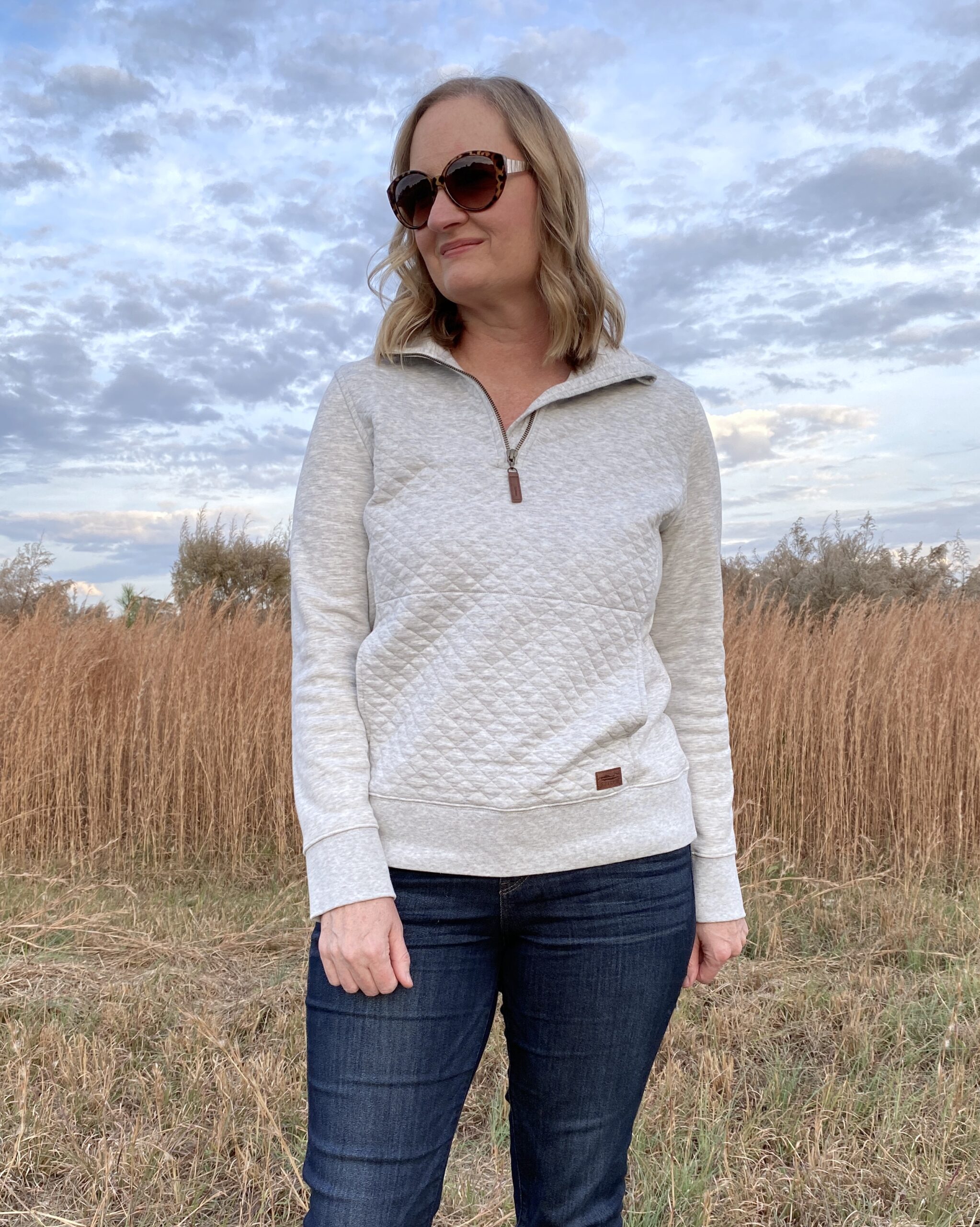 COMFY COZY NEUTRAL OUTFIT IDEAS FOR FALL — Me and Mr. Jones