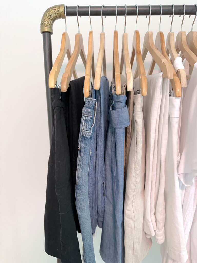 MY 29 PIECE FRENCH RIVIERA CASUAL SUMMER CAPSULE WARDROBE - BOTTOMS